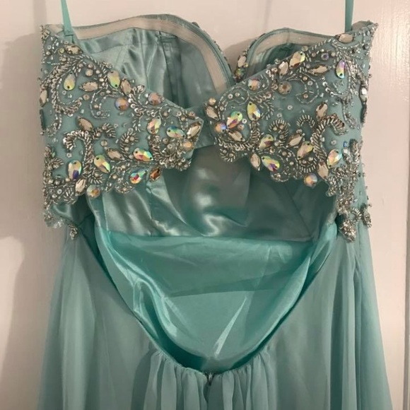 Prom Dress - Picture 6 of 6